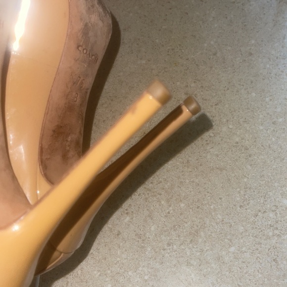 Coach Pumps - Picture 5 of 5